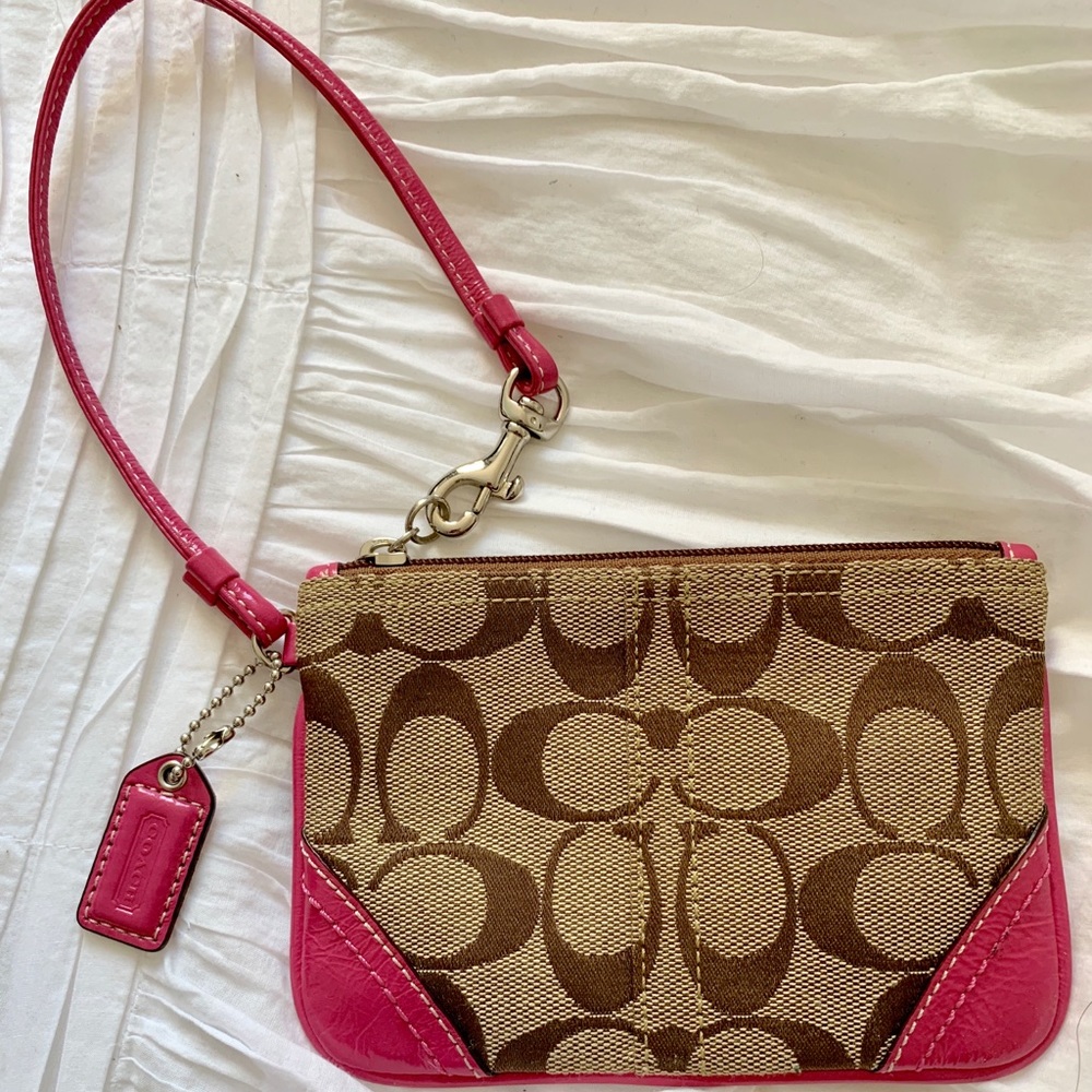 Wristlet